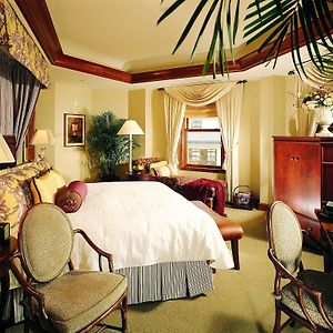 Executive King Room